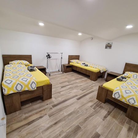 Apartment Dinlux Maribor Exterior foto