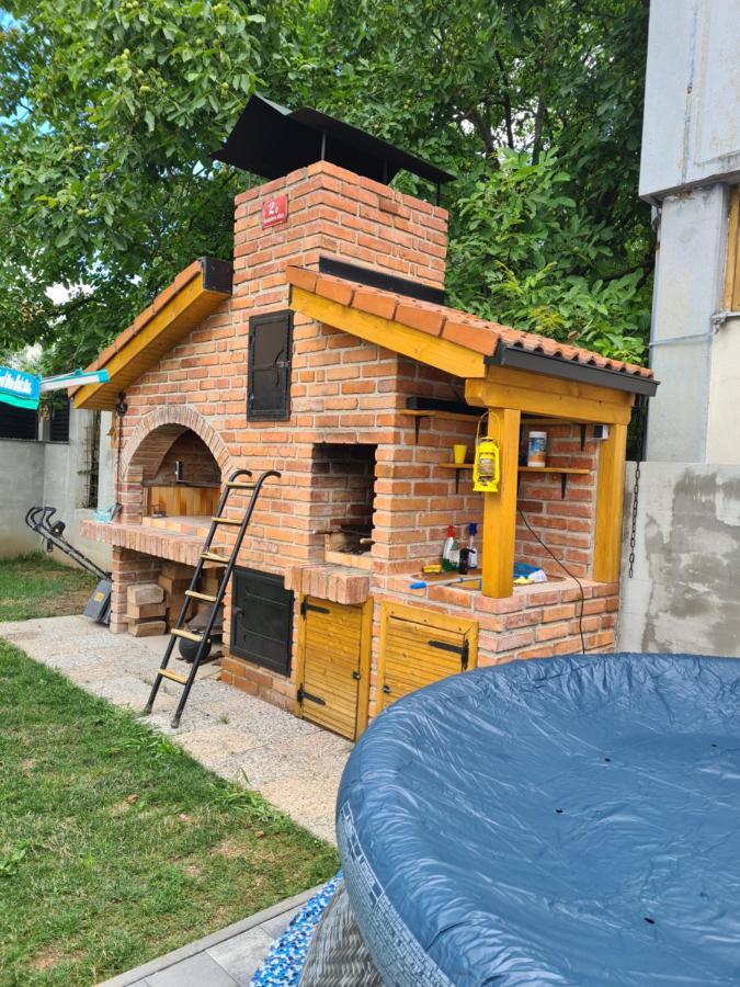 Apartment Dinlux Maribor Exterior foto