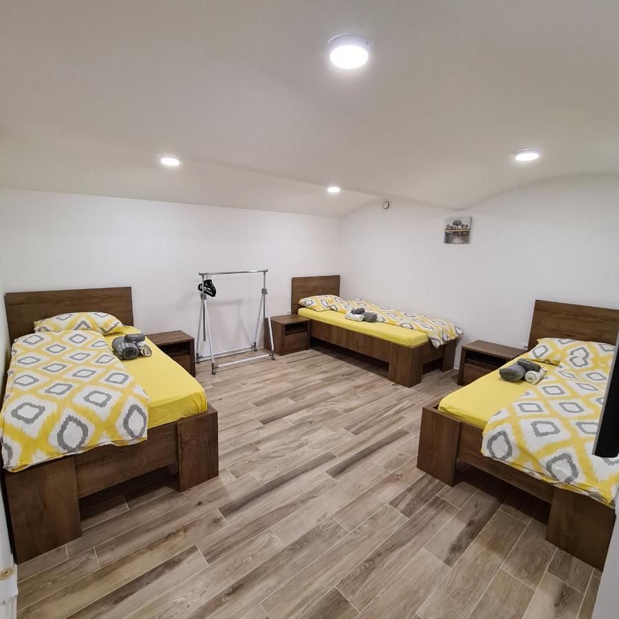 Apartment Dinlux Maribor Exterior foto